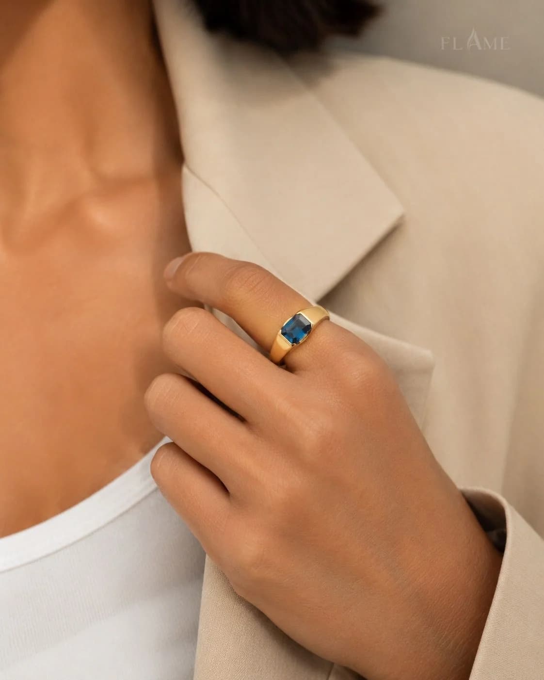 Flame Aurelia Blue Signet Ring